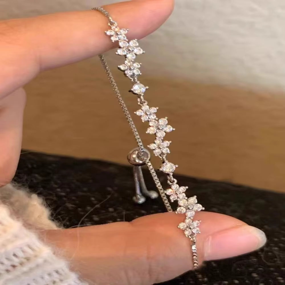 Bracelet Sparkling Zircon Flower Bracelet
