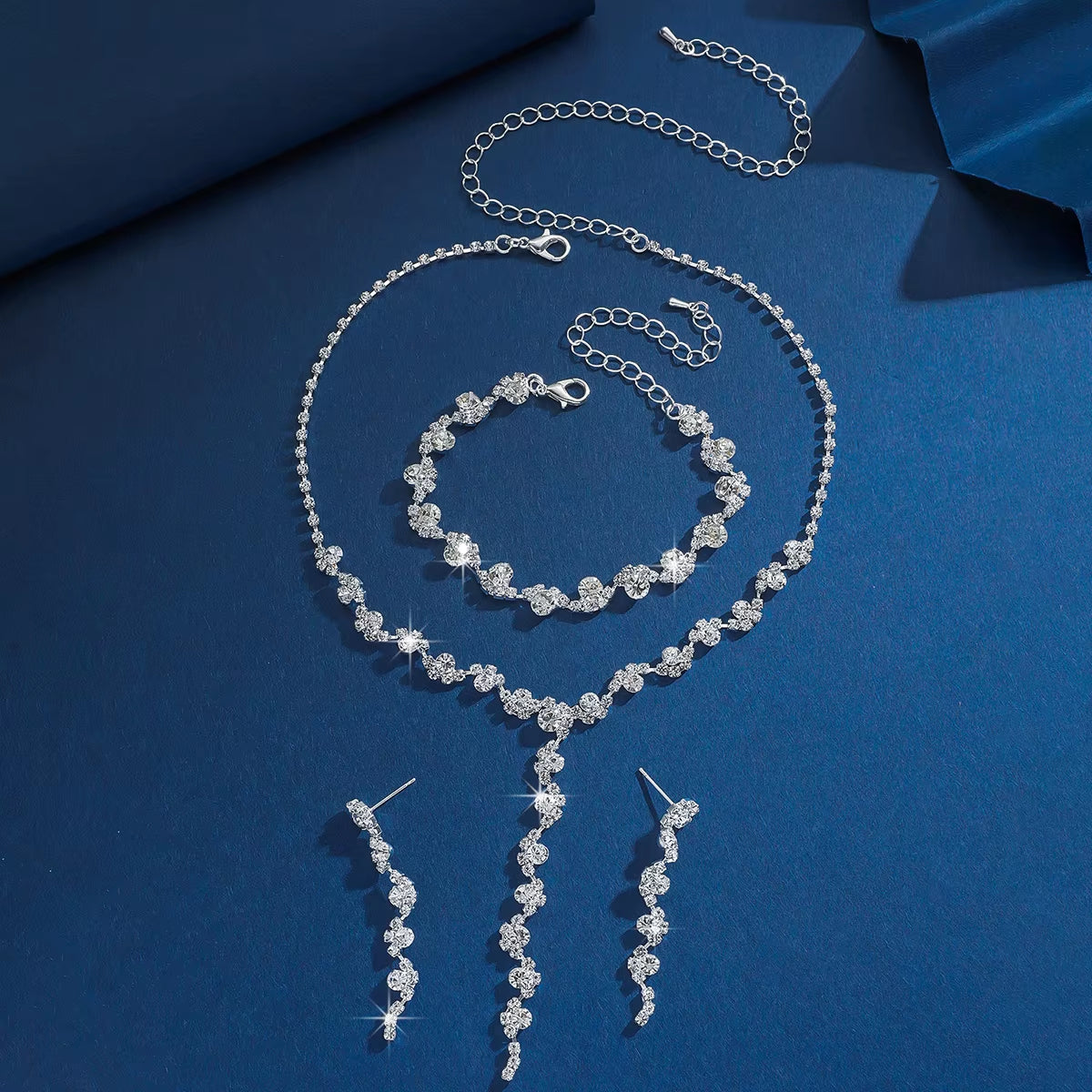 4PC Women's Fashion Geometric Flower Necklace Earrings Bracelet Jewelry Set